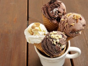 How Dry Ice Is Used in Ice Cream Carts